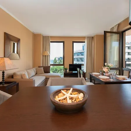 Apartment Royal Beach Apartments *