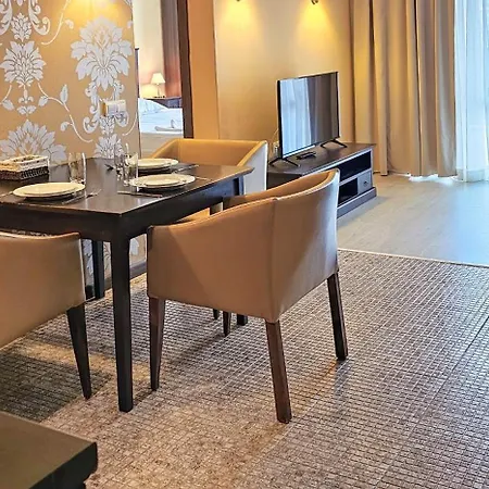 Royal Beach Apartments Apartment