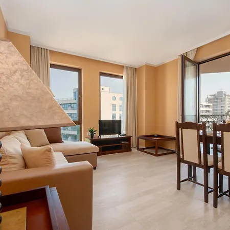 Apartamento Royal