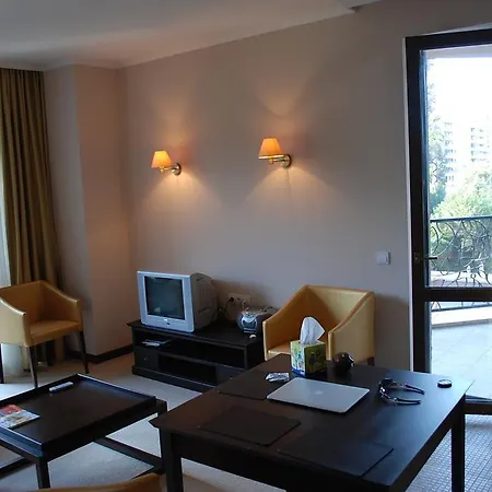 Royal Beach Apartments Apartment