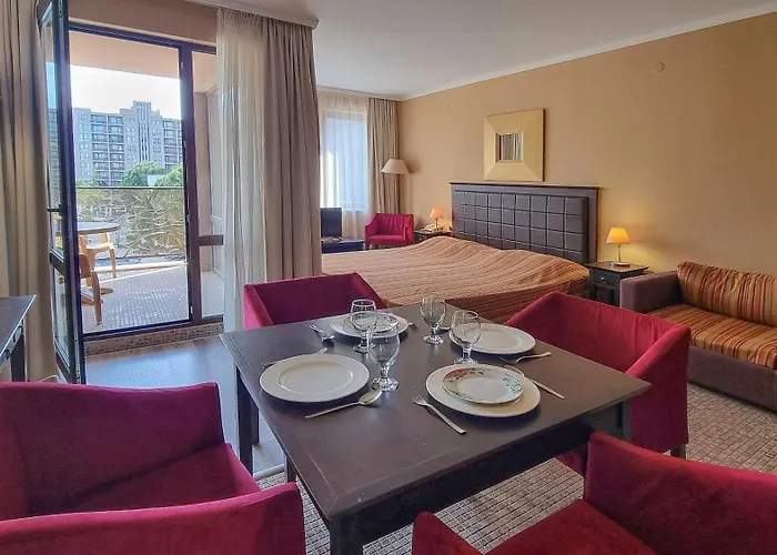 Royal Beach Apartments Lägenhet *