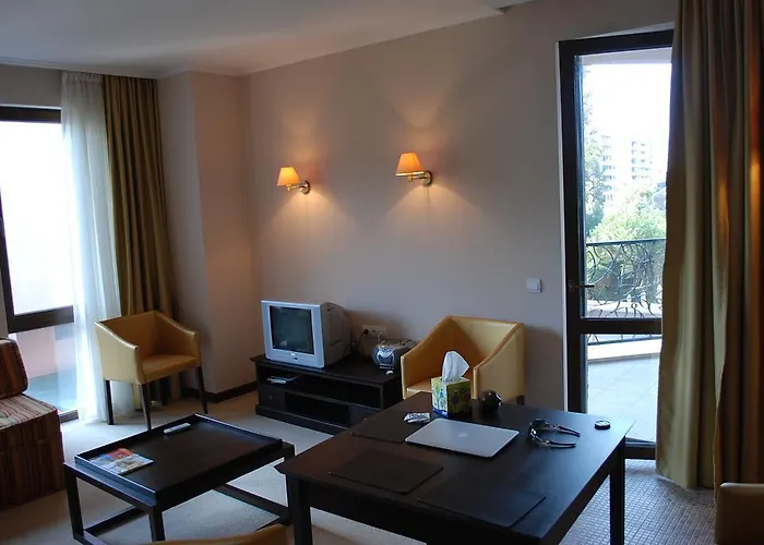 Royal Beach Apartments Apartment